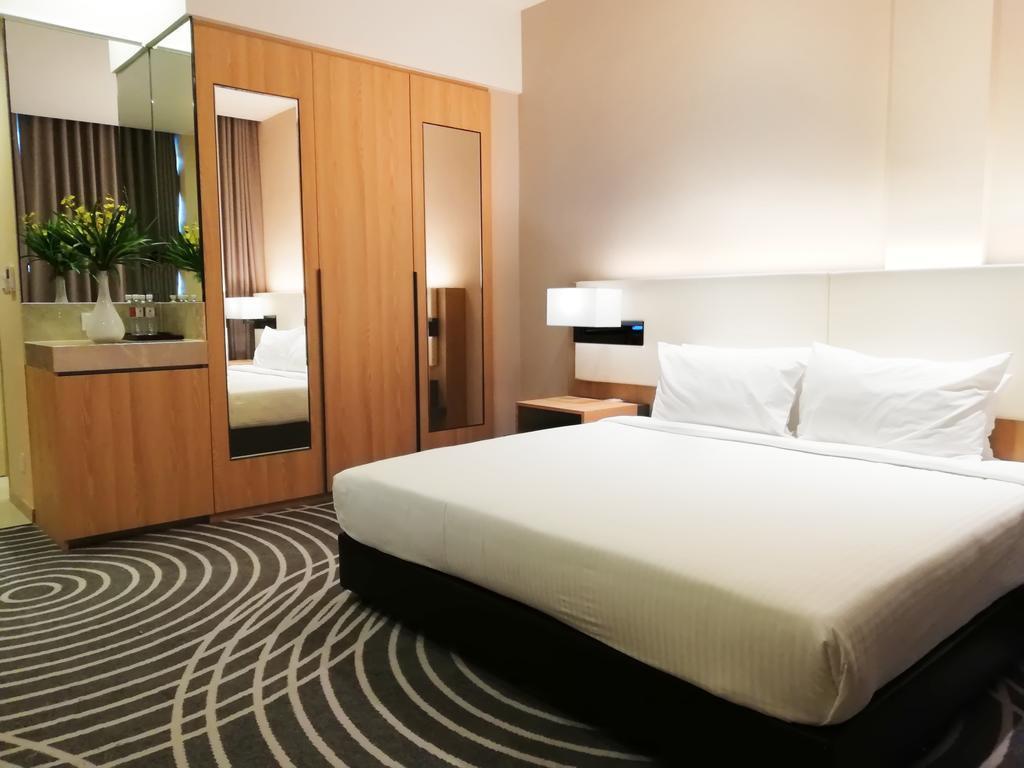 Upper View Regalia Hotel Kuala Lumpur Dış mekan fotoğraf