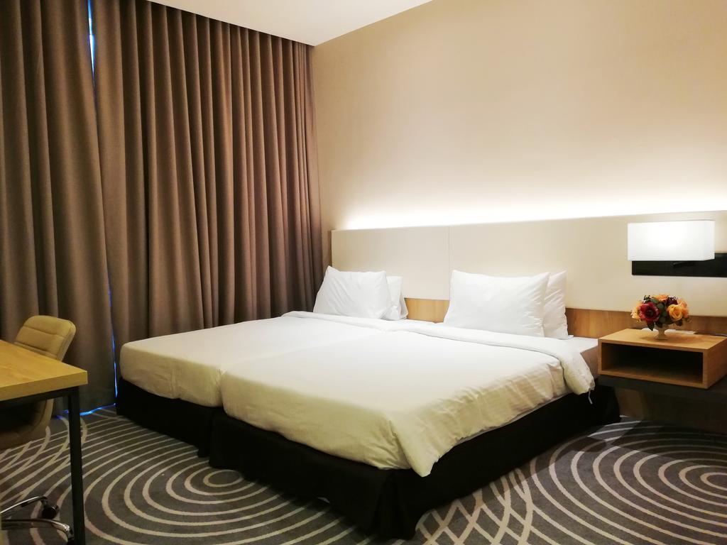 Upper View Regalia Hotel Kuala Lumpur Dış mekan fotoğraf