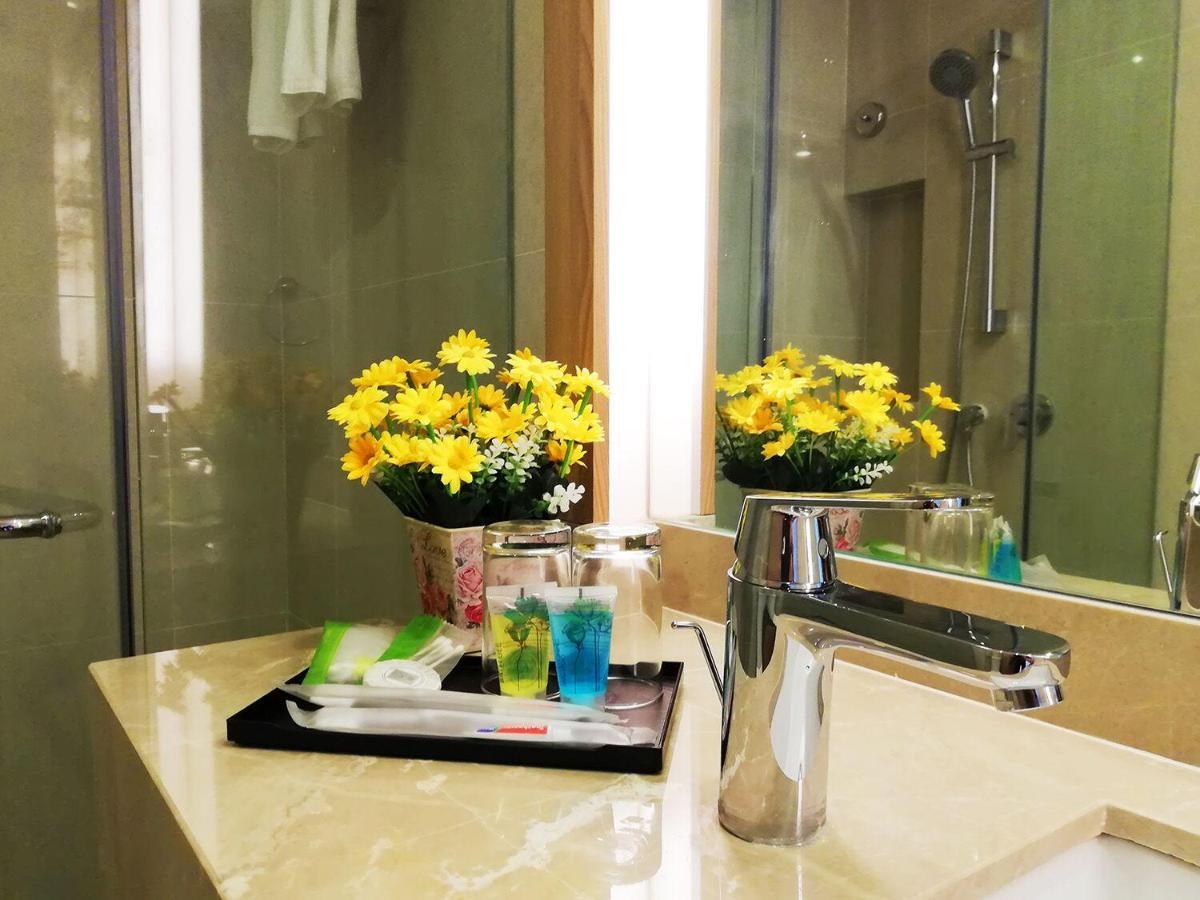 Upper View Regalia Hotel Kuala Lumpur Dış mekan fotoğraf